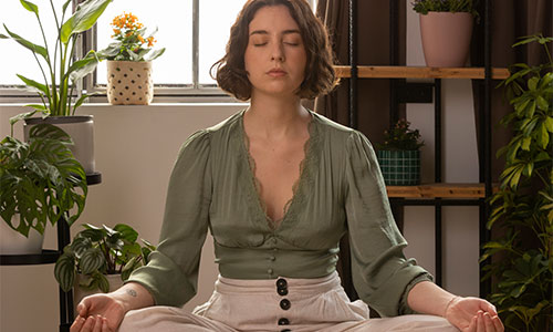 Meditação e relaxamento com Aromaterapia: alivie a ansiedade em alguns minutos!


