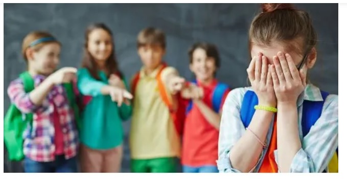 Somos cómplices cuando vemos y no hablamos "de eso"